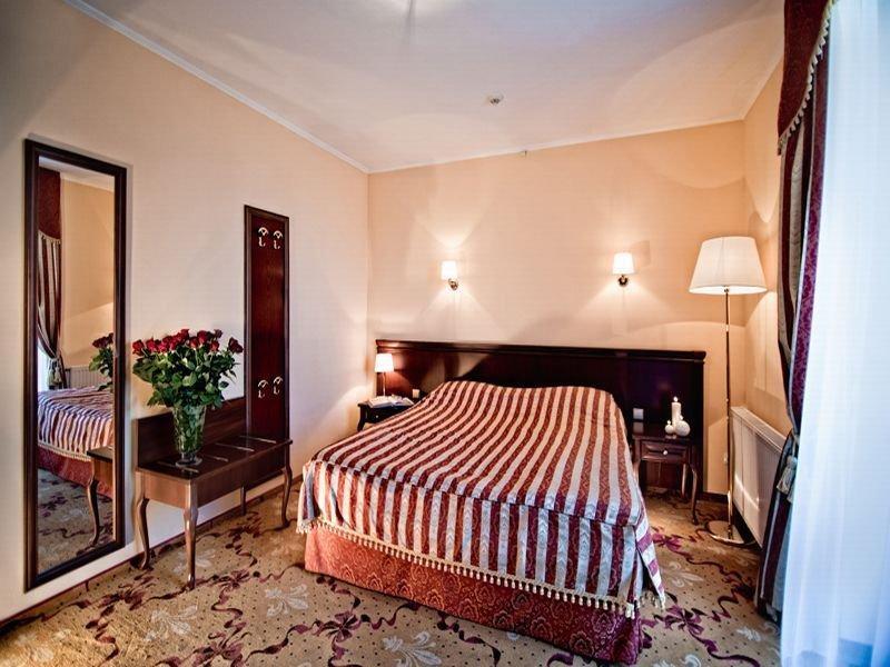 Royal Medical Cezar Hotel Truszkavec Kültér fotó